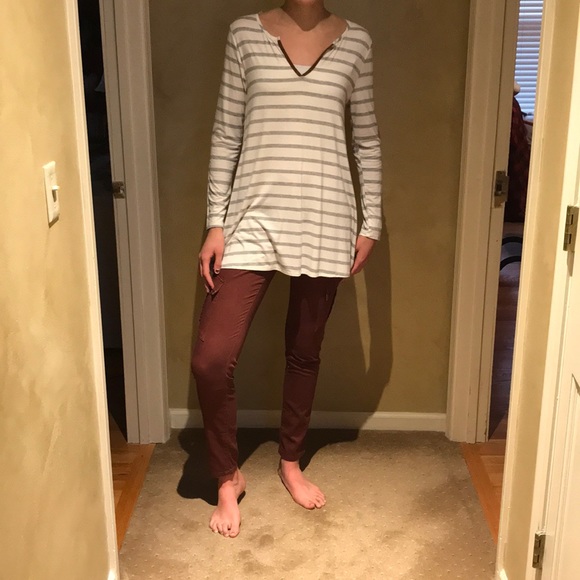 Grey beyond basic striped tunic - Picture 4 of 6